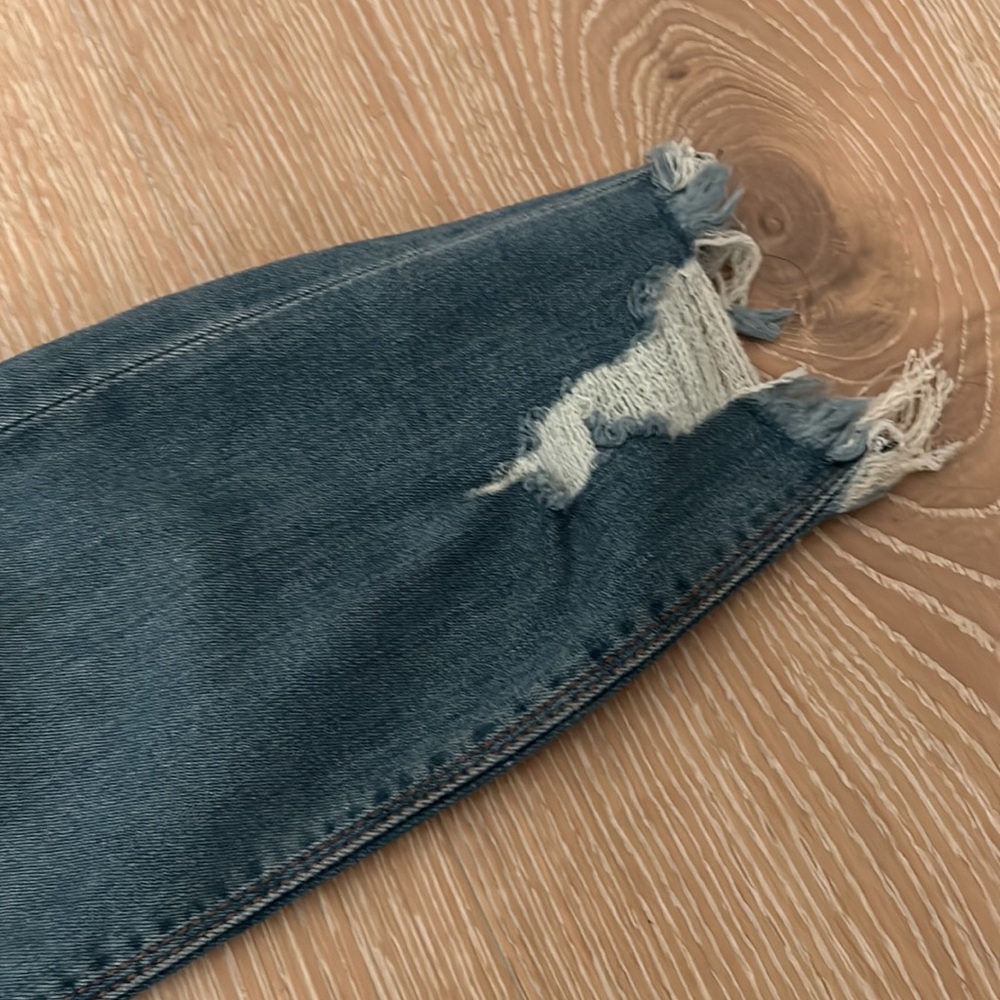 Express Distressed Jeans - Picture 5 of 5